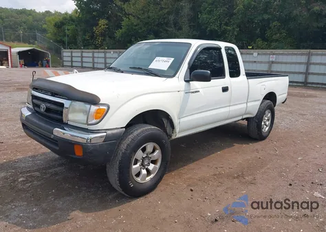 1998 Toyota Tacoma Base V6 z USA, uszkodzony, nr VIN 4TAWN72N7WZ087201